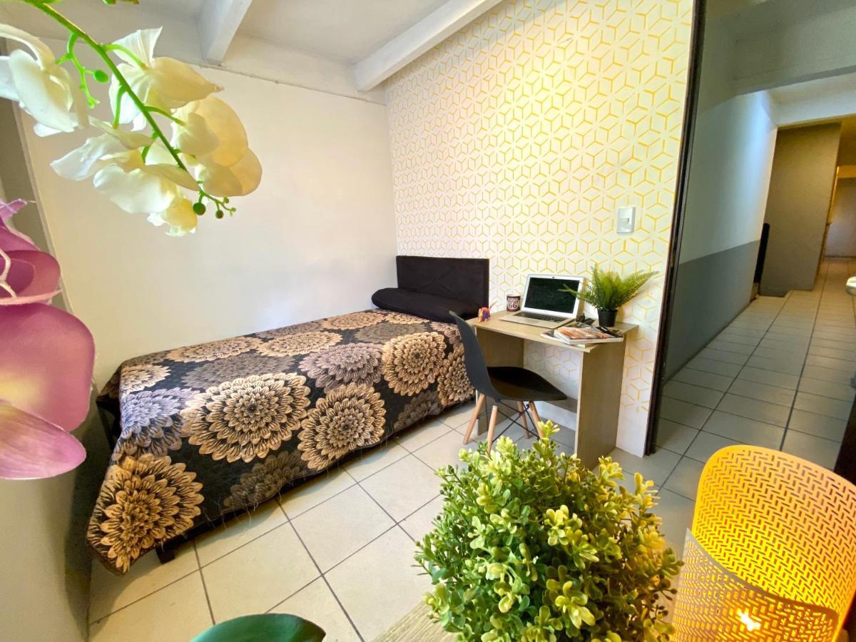Roomies Hostel - Santa Maria La Ribera Città del Messico Esterno foto